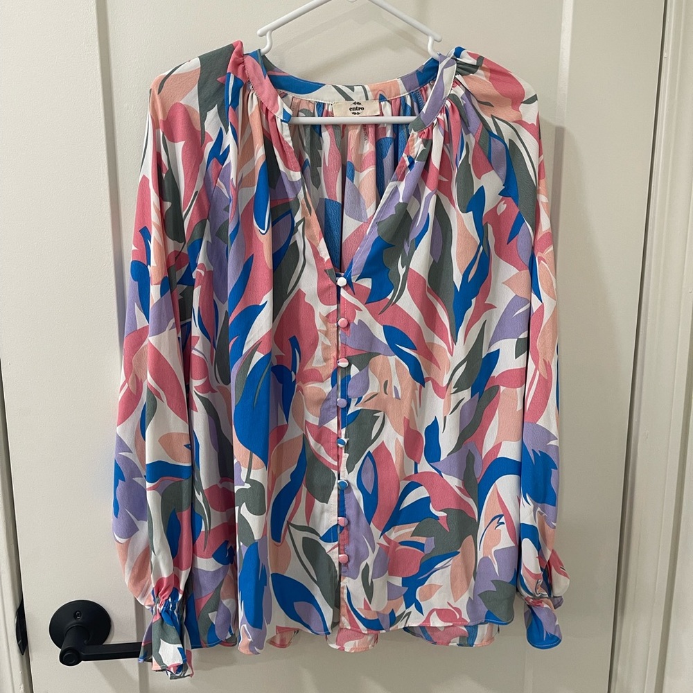Entro colorful flowy top